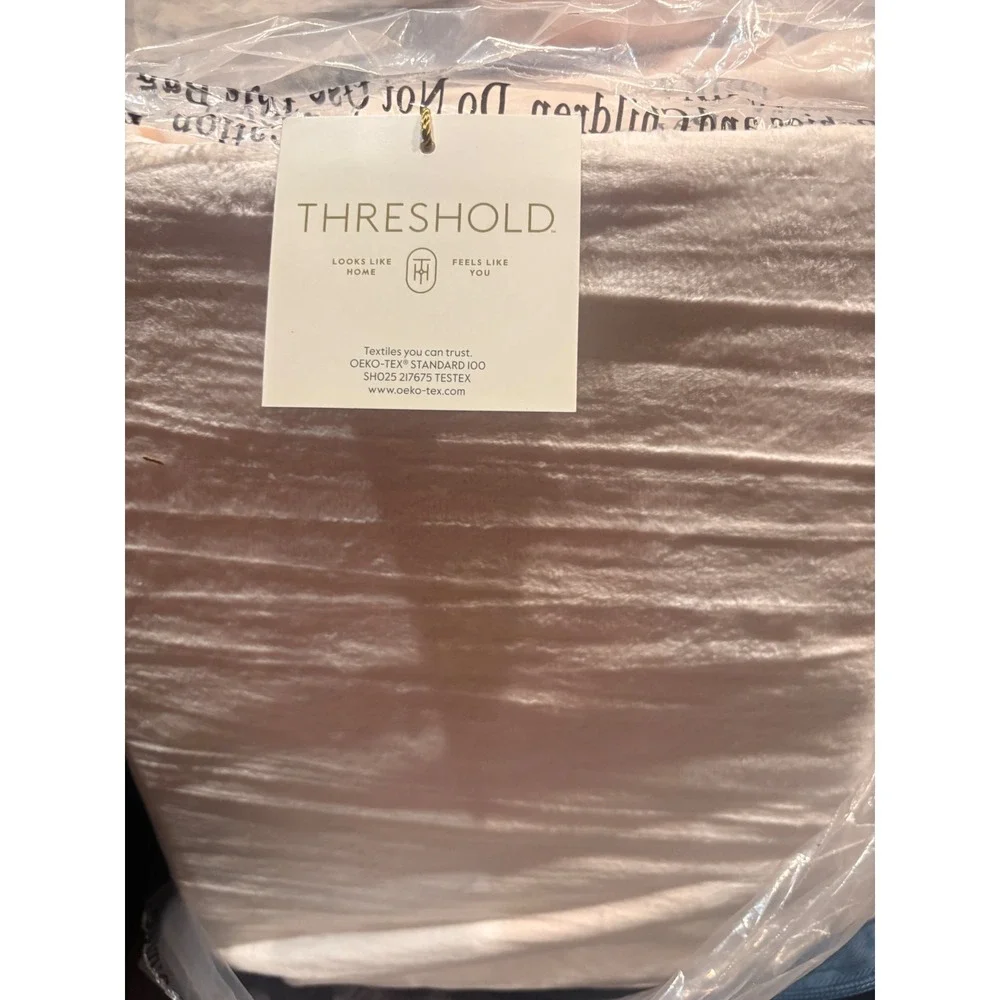 Threshold Ivory Crinkle Velvet Duvet Cover Set Full Queen 3pc OEKO-TEX Luxe
